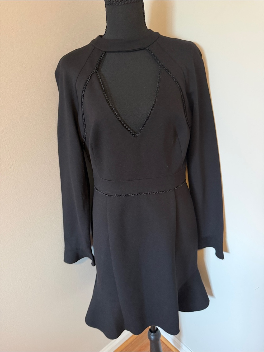 NICHOLAS Black Long-Sleeve Keyhole Fit & Flare Dress